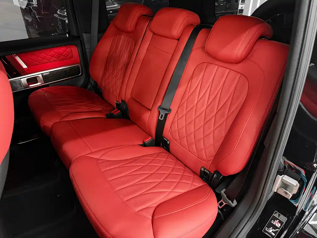 Mercedes-Benz G-Class 2023 — фото 12