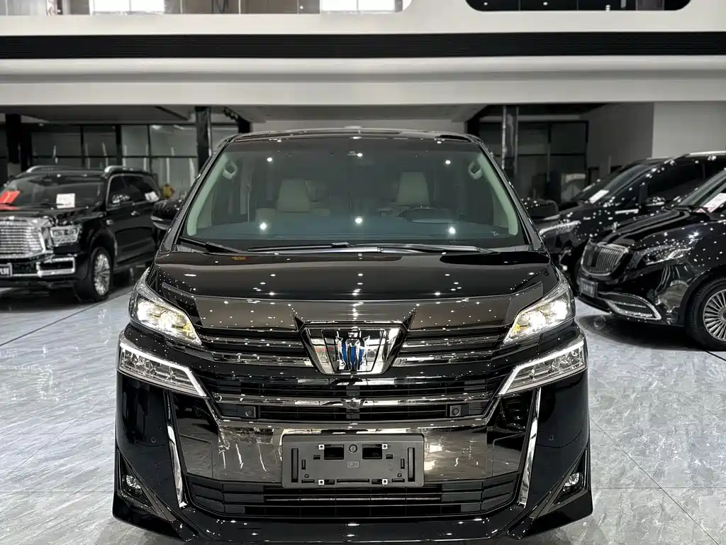 Toyota Vellfire 2023