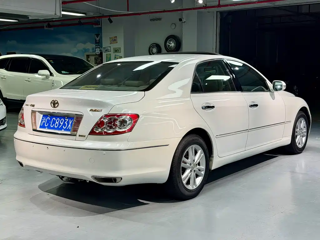 Toyota Reiz 2008