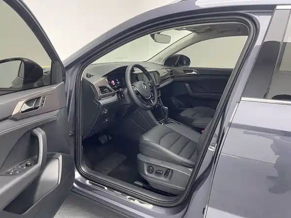 Volkswagen Tharu 2019