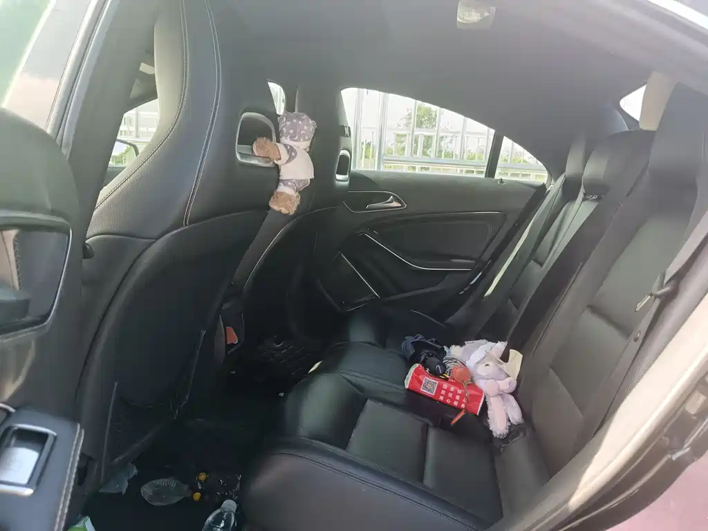 Mercedes-Benz CLA 2015