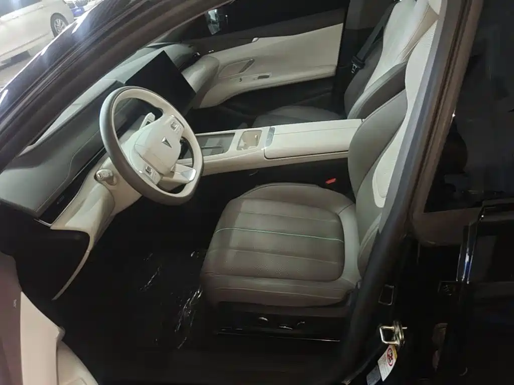 Deepal L07 2025 — фото 15
