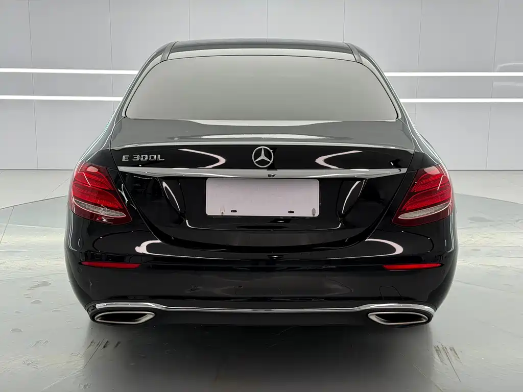 Mercedes-Benz E-Class 2019 — фото 4