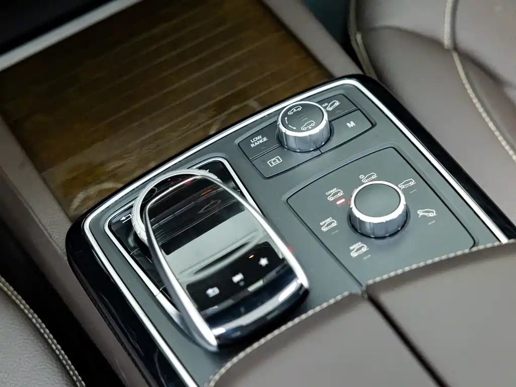 Mercedes-Benz GLS 2019 — фото 15