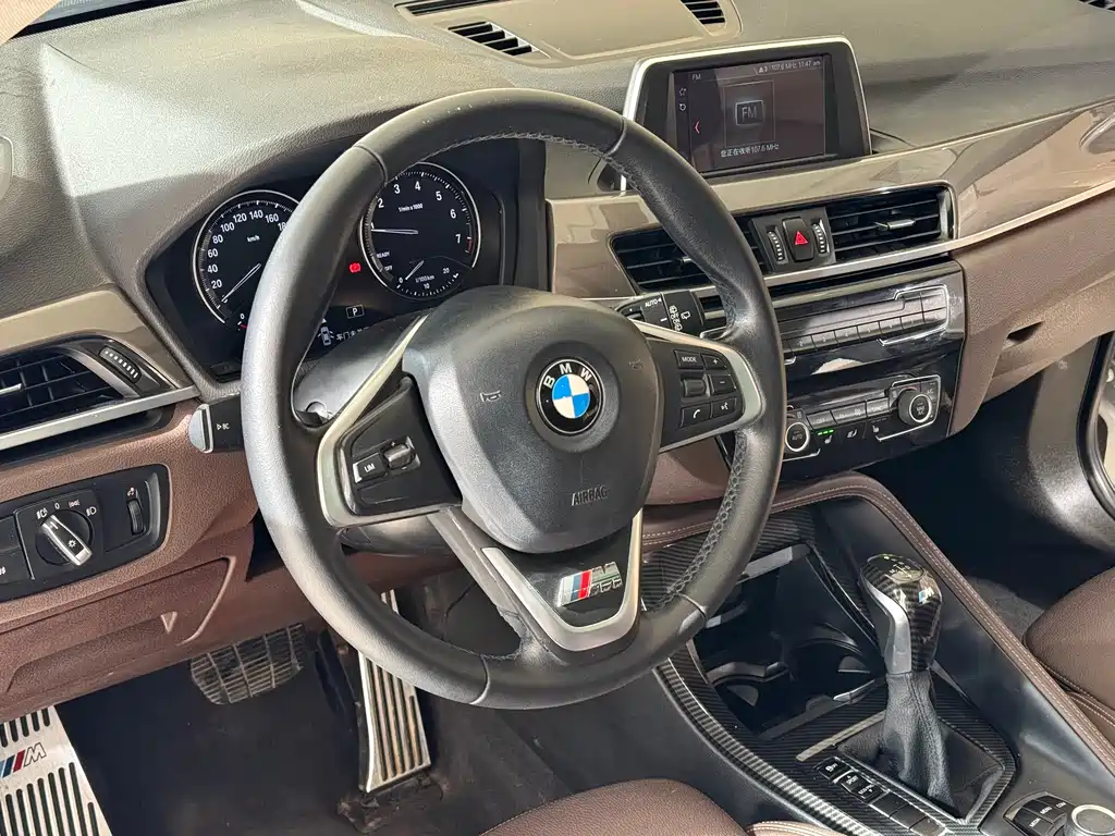BMW X1 2019 — фото 8
