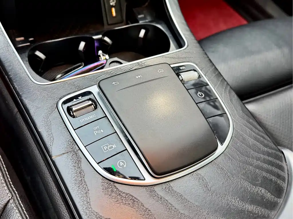 Mercedes-Benz C-Class 2019 — фото 18