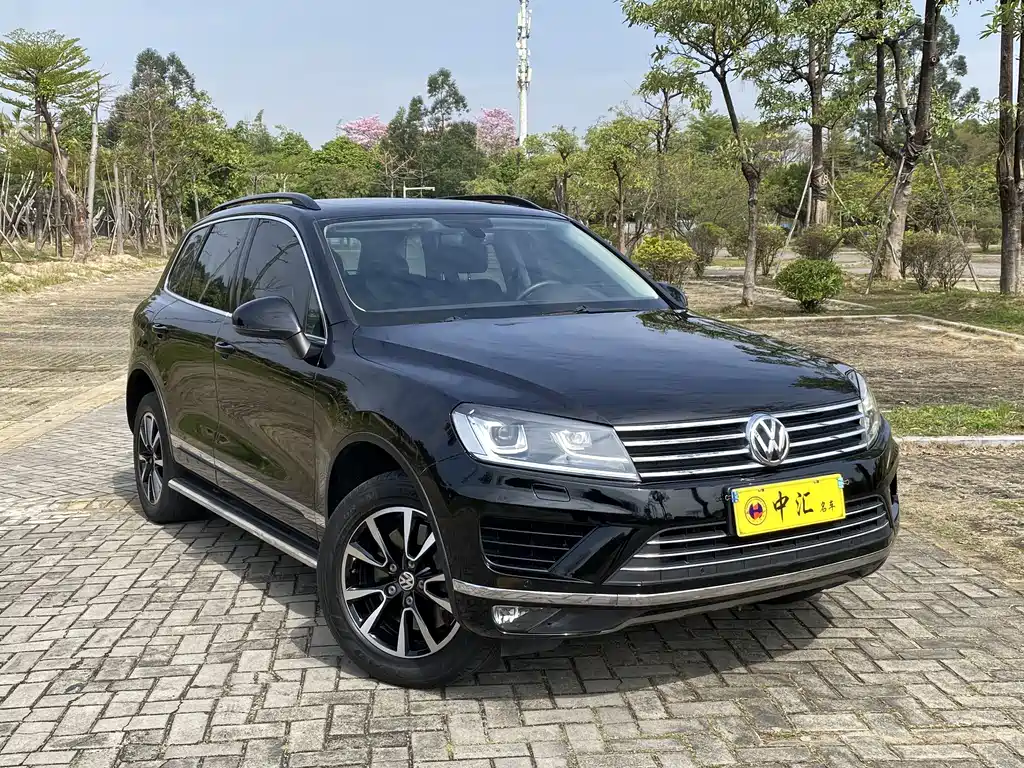 Volkswagen Touareg 2017 — фото 3