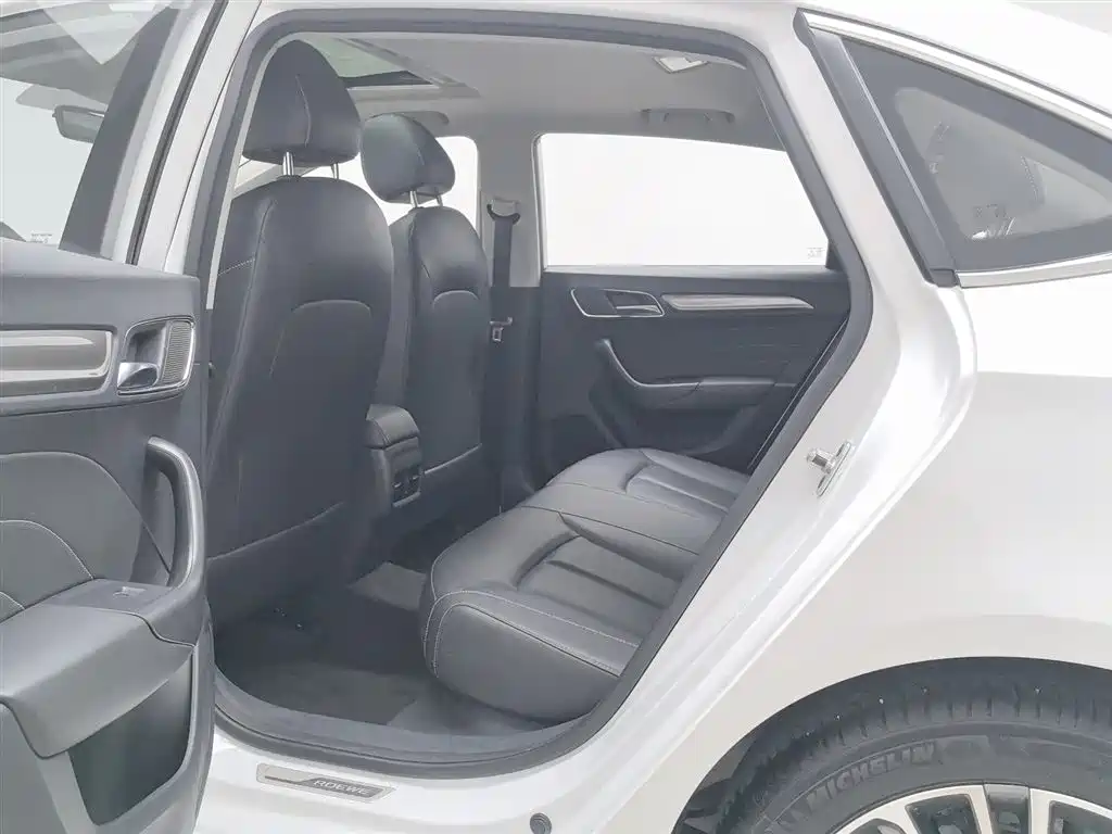 Roewe i6 Classic 2020 — фото 15
