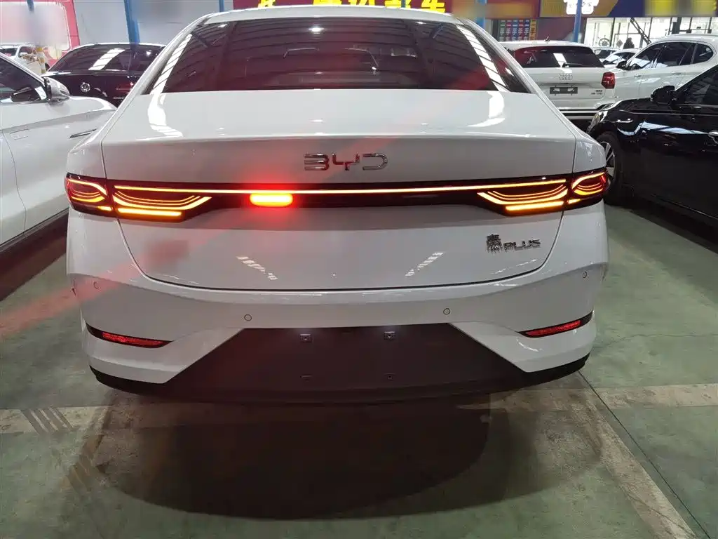 BYD Qin PLUS 2025 — фото 4