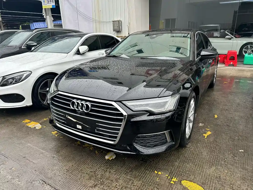 Audi A6L 2021 — фото 1