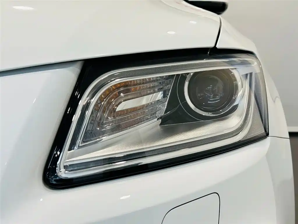 Audi Q5 2018 — фото 13