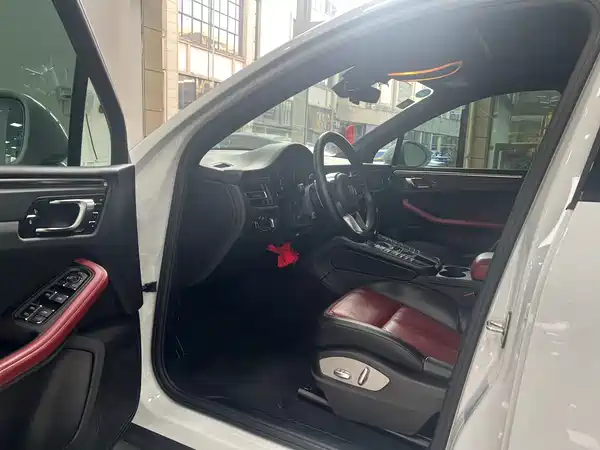 Porsche Macan 2018