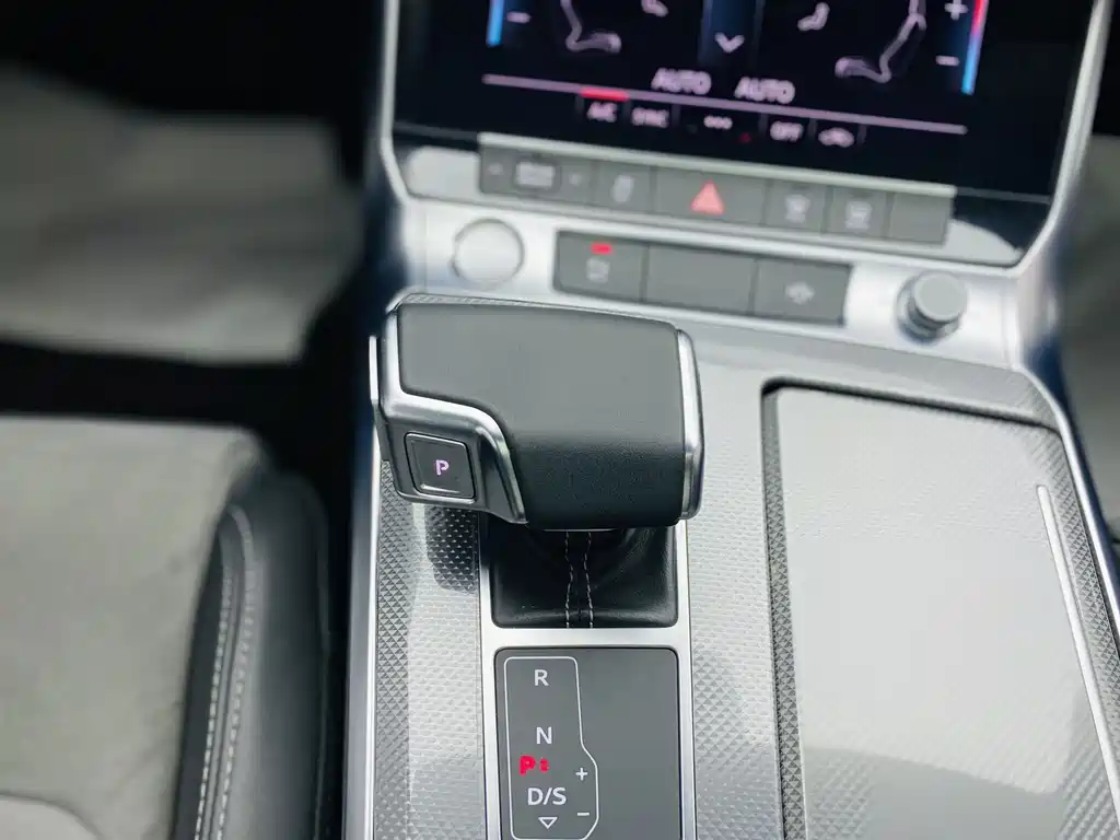 Audi A6L 2019 — фото 11