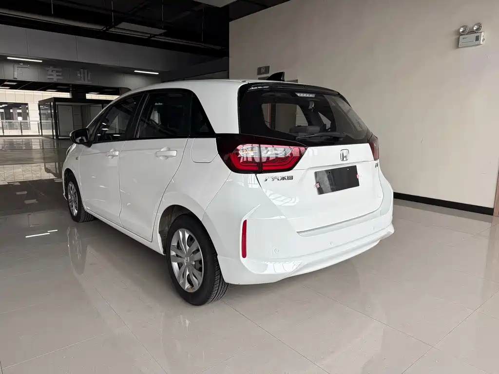 Honda Fit 2023 — фото 6