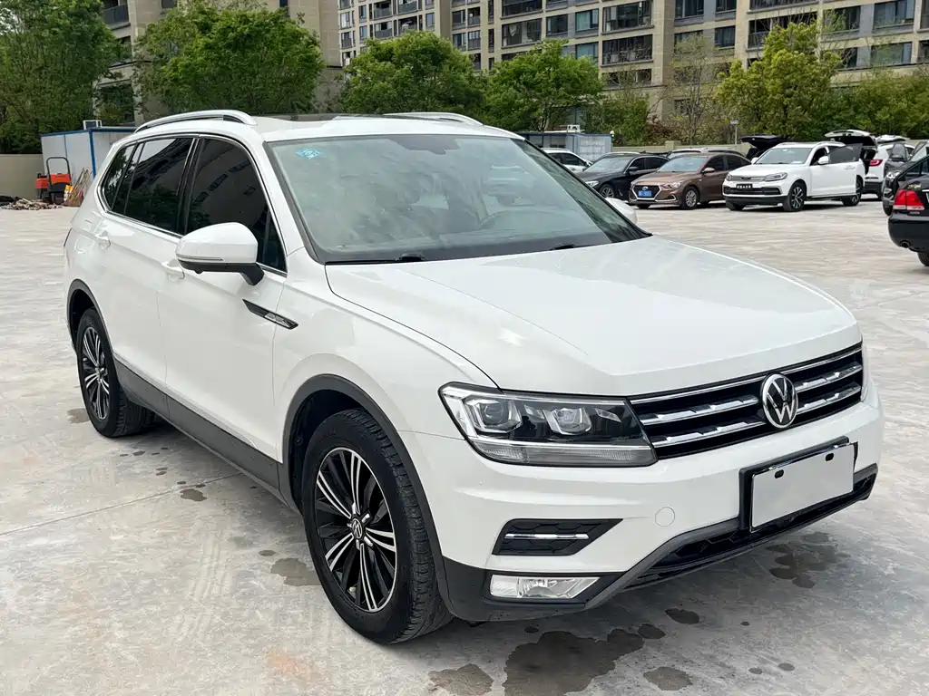 Volkswagen Tiguan L 2021 — фото 3