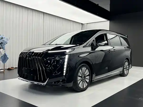 GAC Trumpchi E8 PHEV 2024