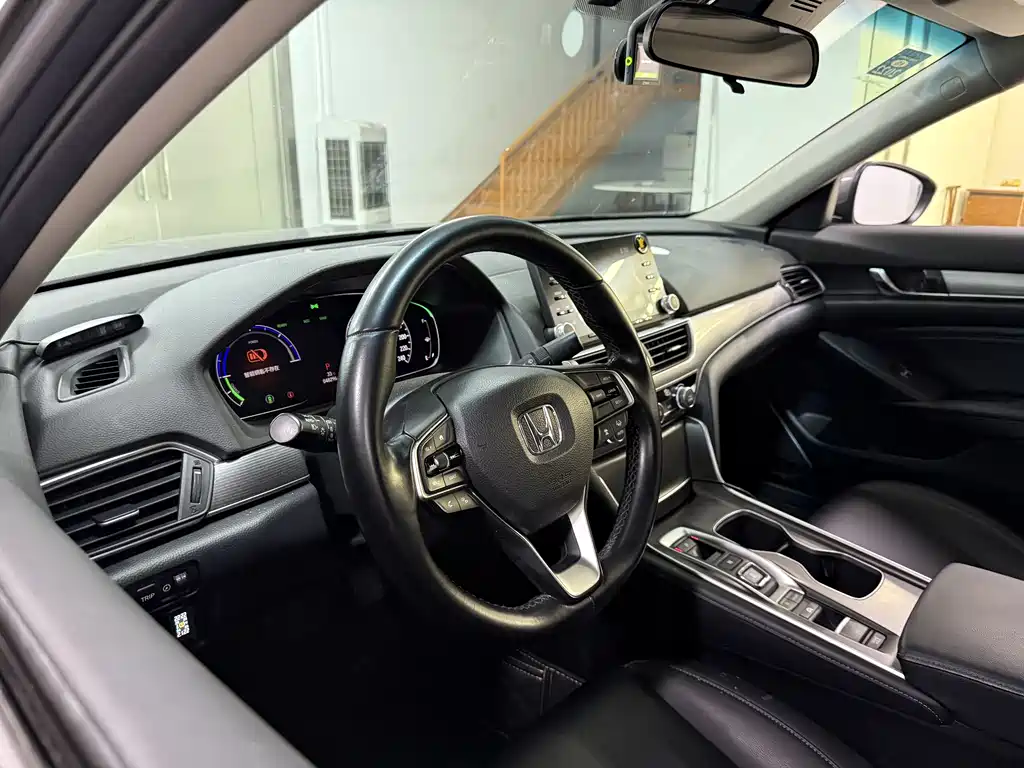 Honda Accord 2020 — фото 9
