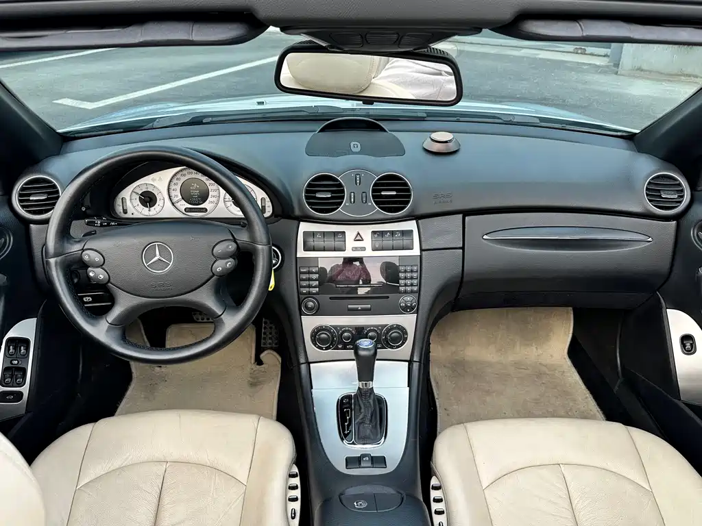 Mercedes-Benz CLK-Class 2007 — фото 23
