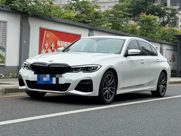BMW 3 Series 2022