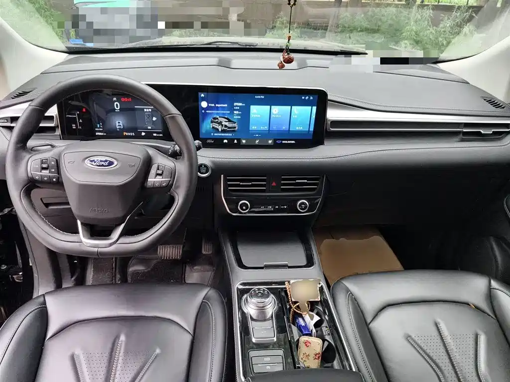 Ford Edge 2022 — фото 10