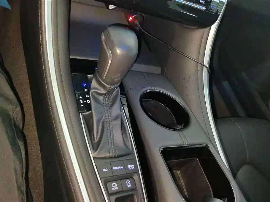 Toyota Avalon 2023 — фото 16