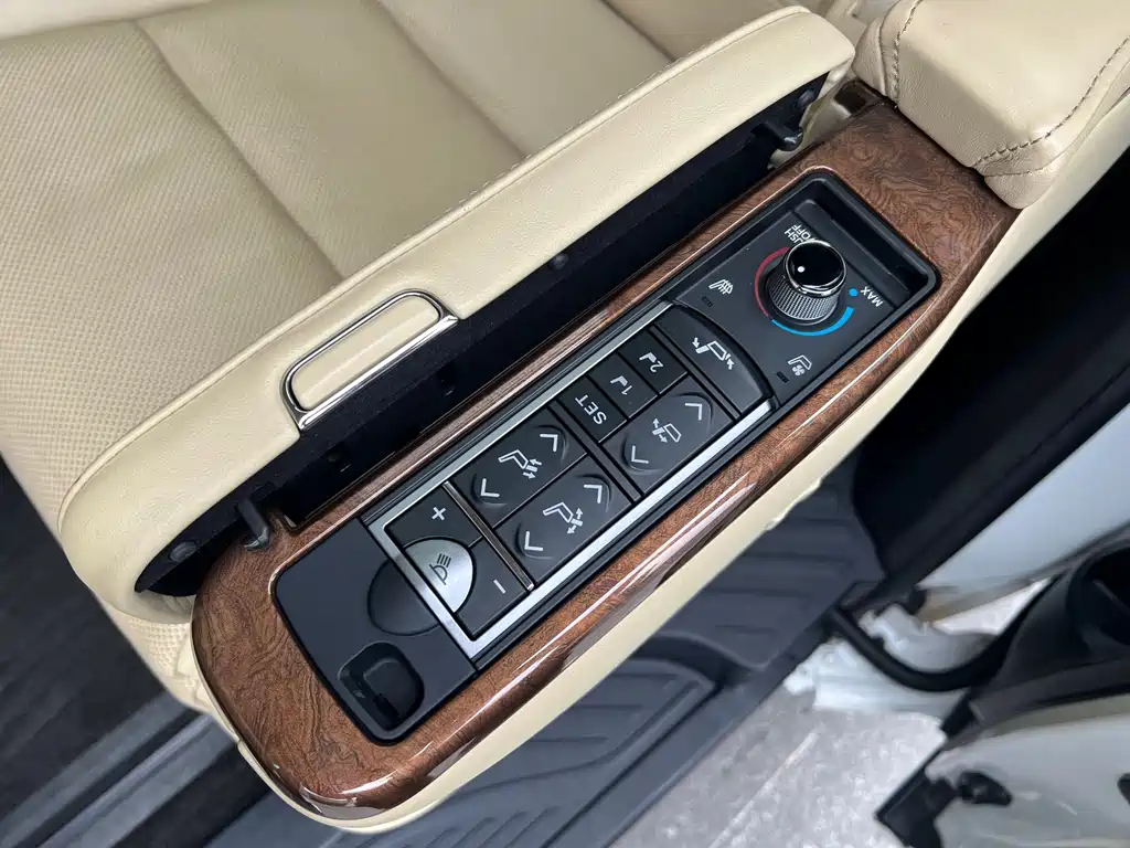 Toyota Alphard 2016 — фото 5