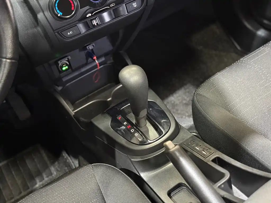 Honda Fit 2017 — фото 16