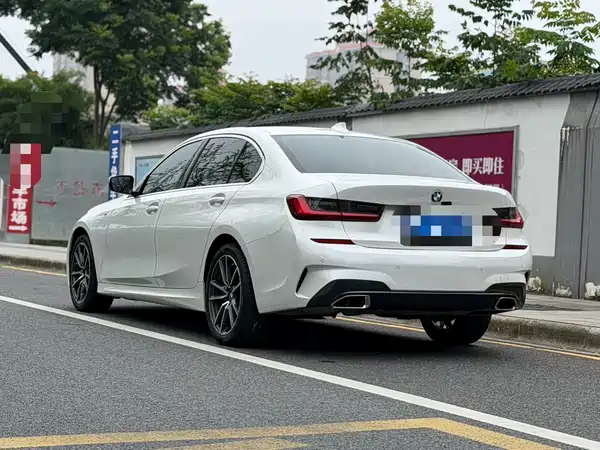 BMW 3 Series 2022