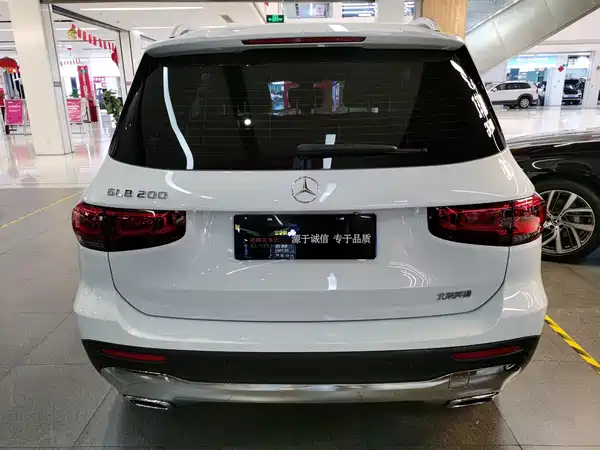 Mercedes-Benz GLB 2021