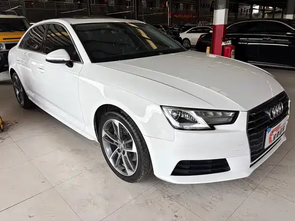 Audi A4L 2017