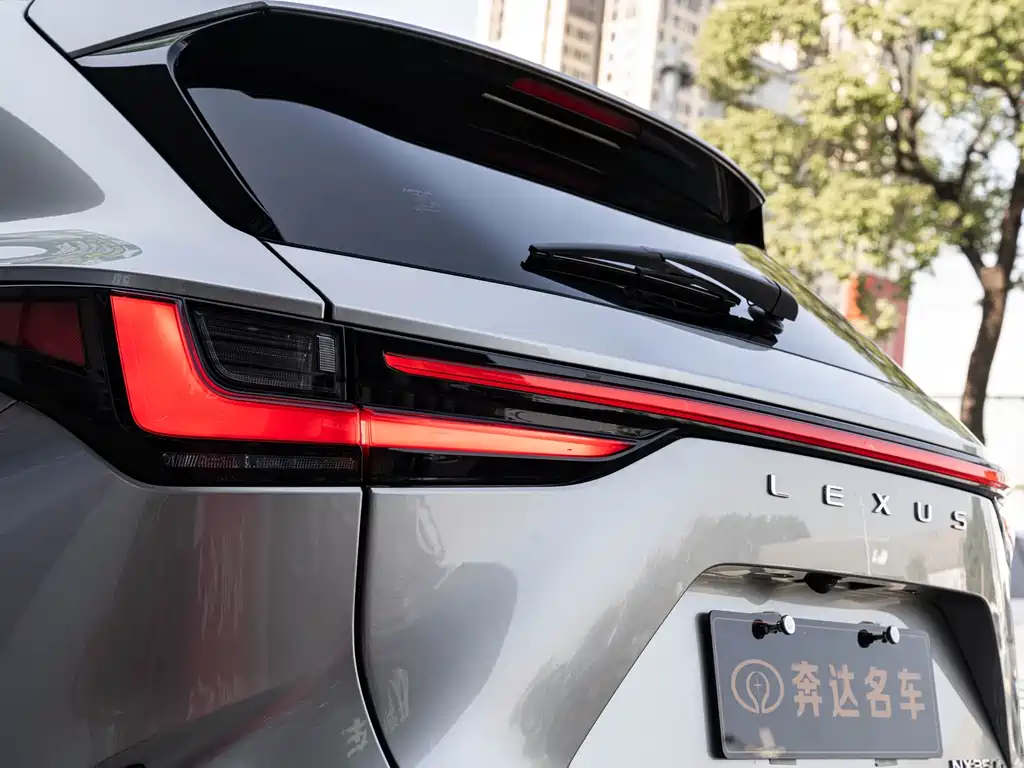 Lexus NX 2023 — фото 7