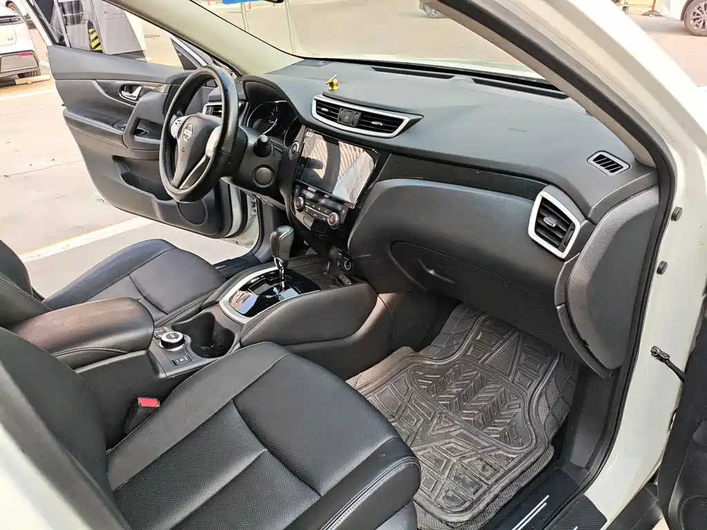 Nissan X-Trail 2015 — фото 13