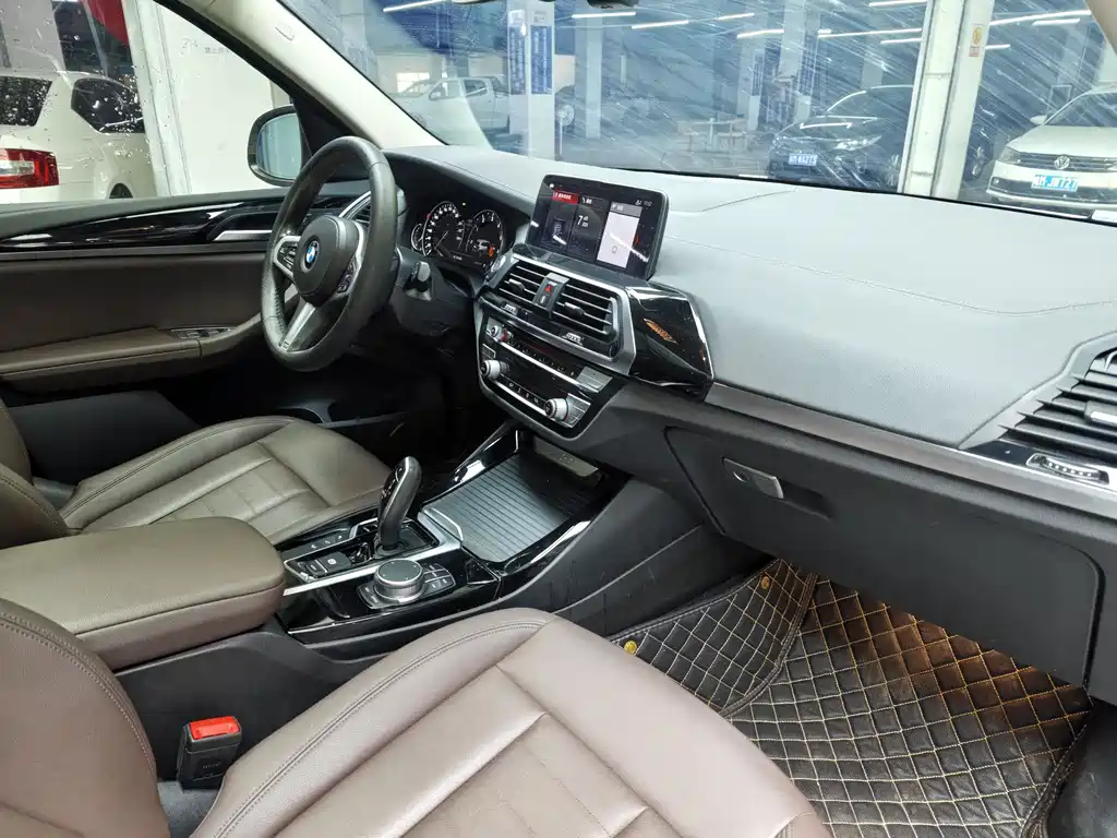 BMW X3 2018 — фото 10