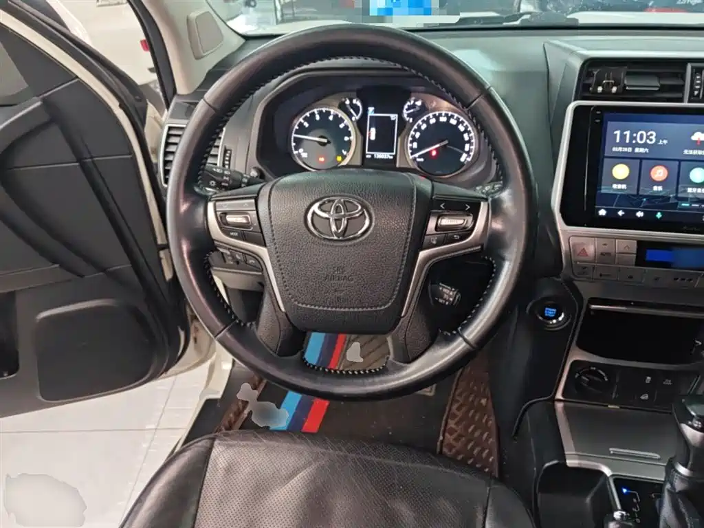 Toyota Prado 2018 — фото 3
