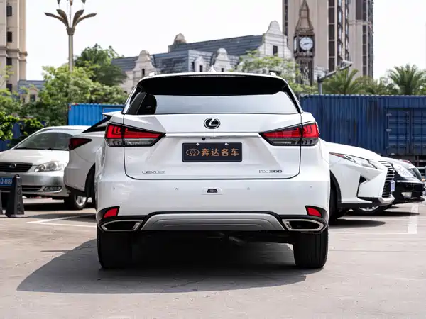 Lexus RX 2022