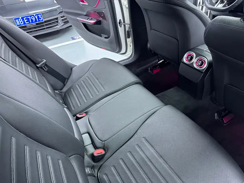 Mercedes-Benz C-Class 2021 — фото 14