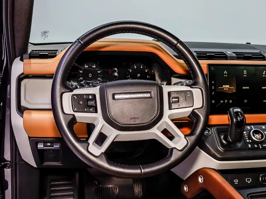 Land Rover Defender 2024 — фото 19
