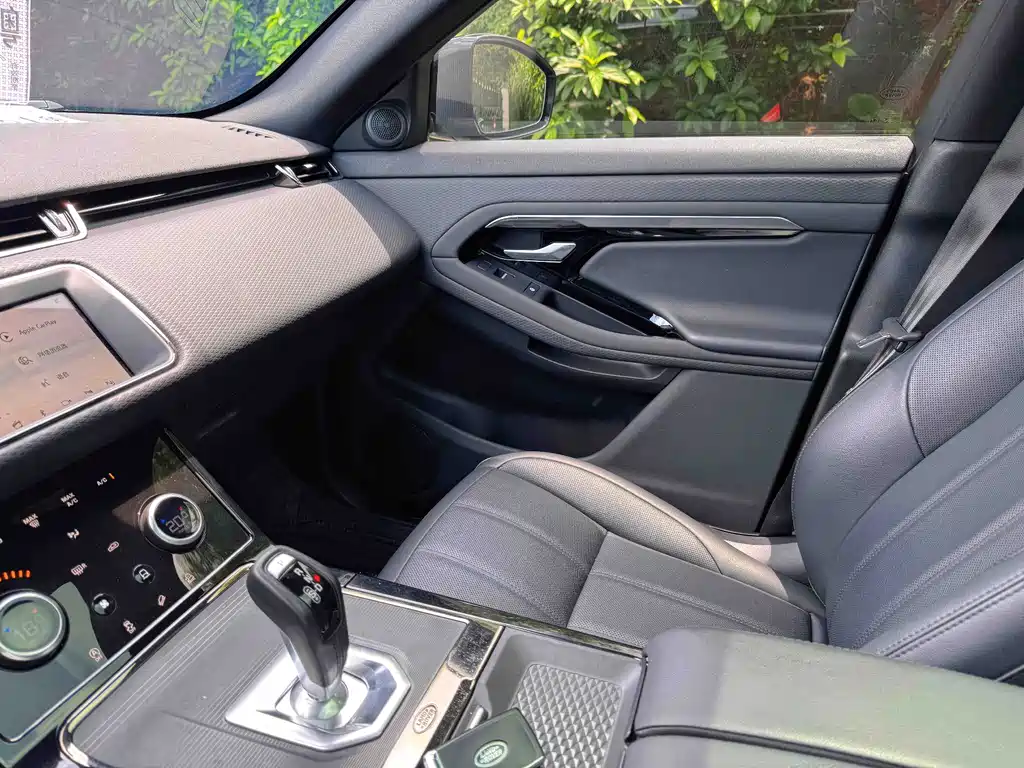 Land Rover Range Rover Evoque 2020 — фото 17