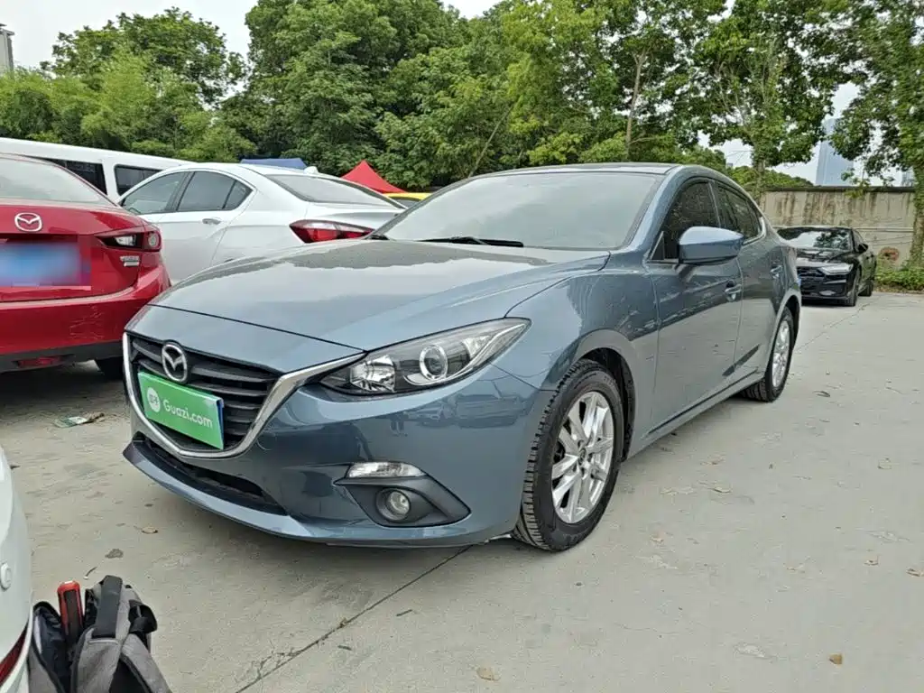 Mazda 3 Axela 2016 — фото 2