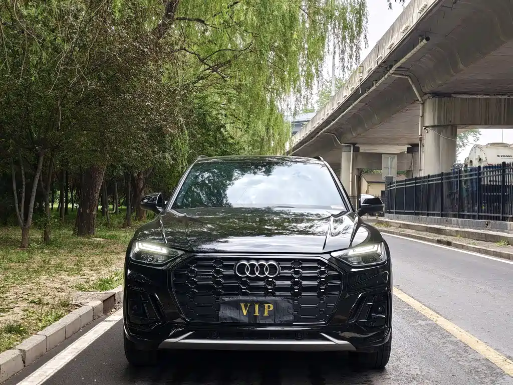 Audi Q5L 2025