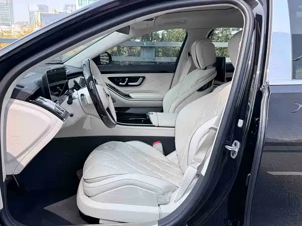 Mercedes-Benz Maybach S-Class 2023