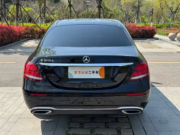 Mercedes-Benz E-Class 2016