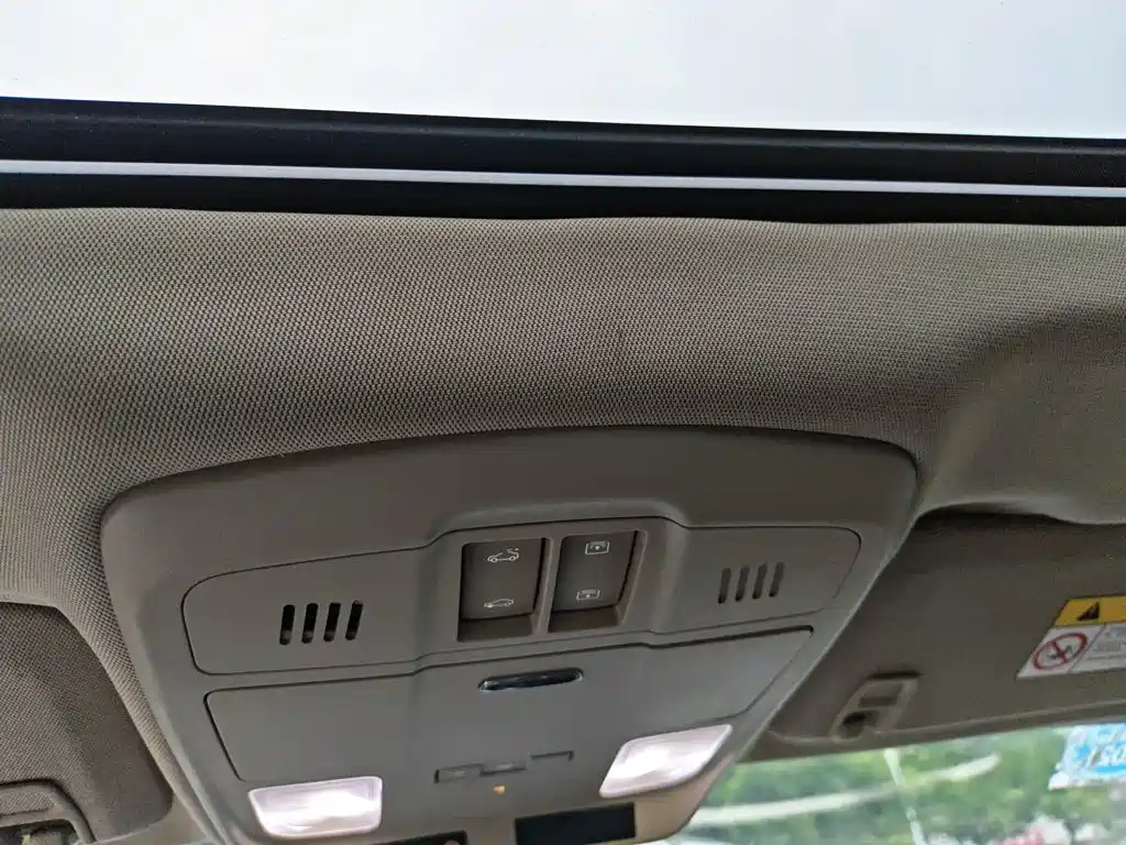 Buick Envision Plus 2017 — фото 14