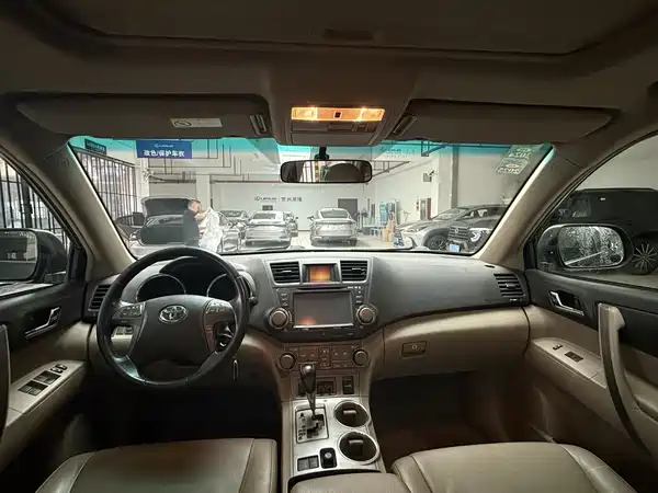 Toyota Highlander 2011