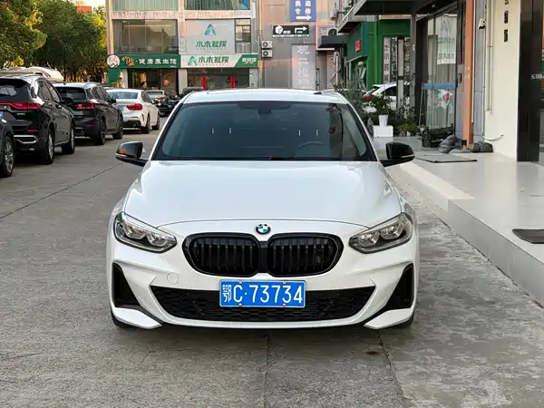 BMW 1 Series 2023
