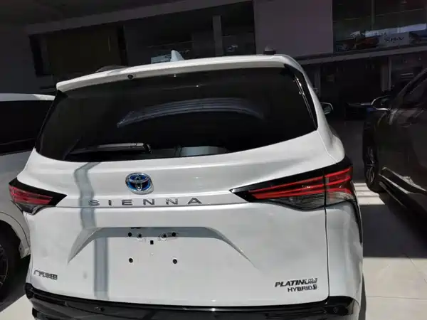 Toyota Sienna 2023