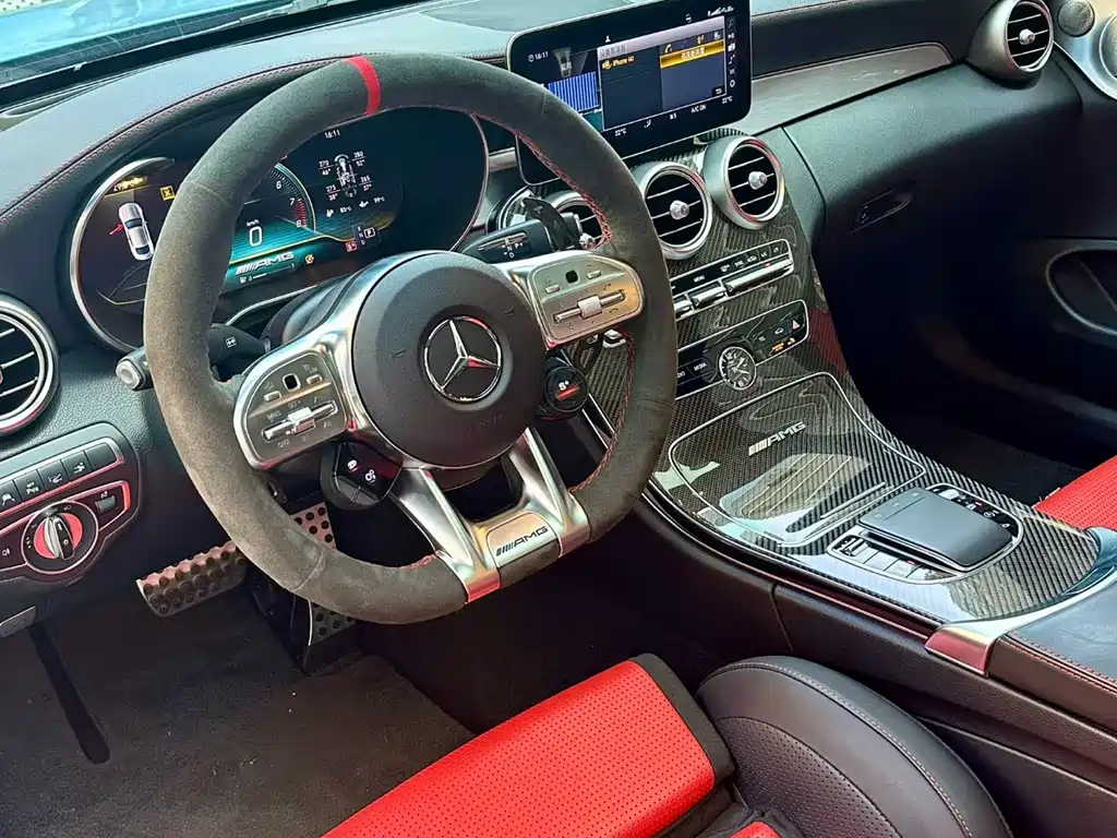 Mercedes-Benz C-Class AMG 2020 — фото 6