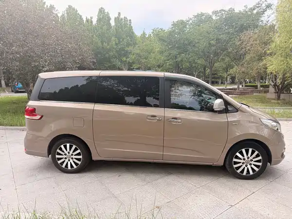 Maxus G10 2015