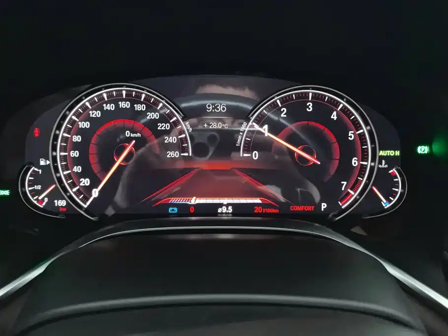 BMW 7 Series 2019 — фото 14
