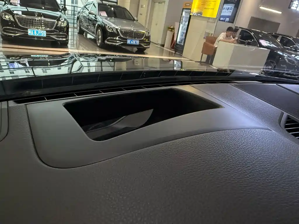 Porsche Cayenne 2019 — фото 18